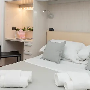 Andenis Luxury House Maison d'hôtes Rome